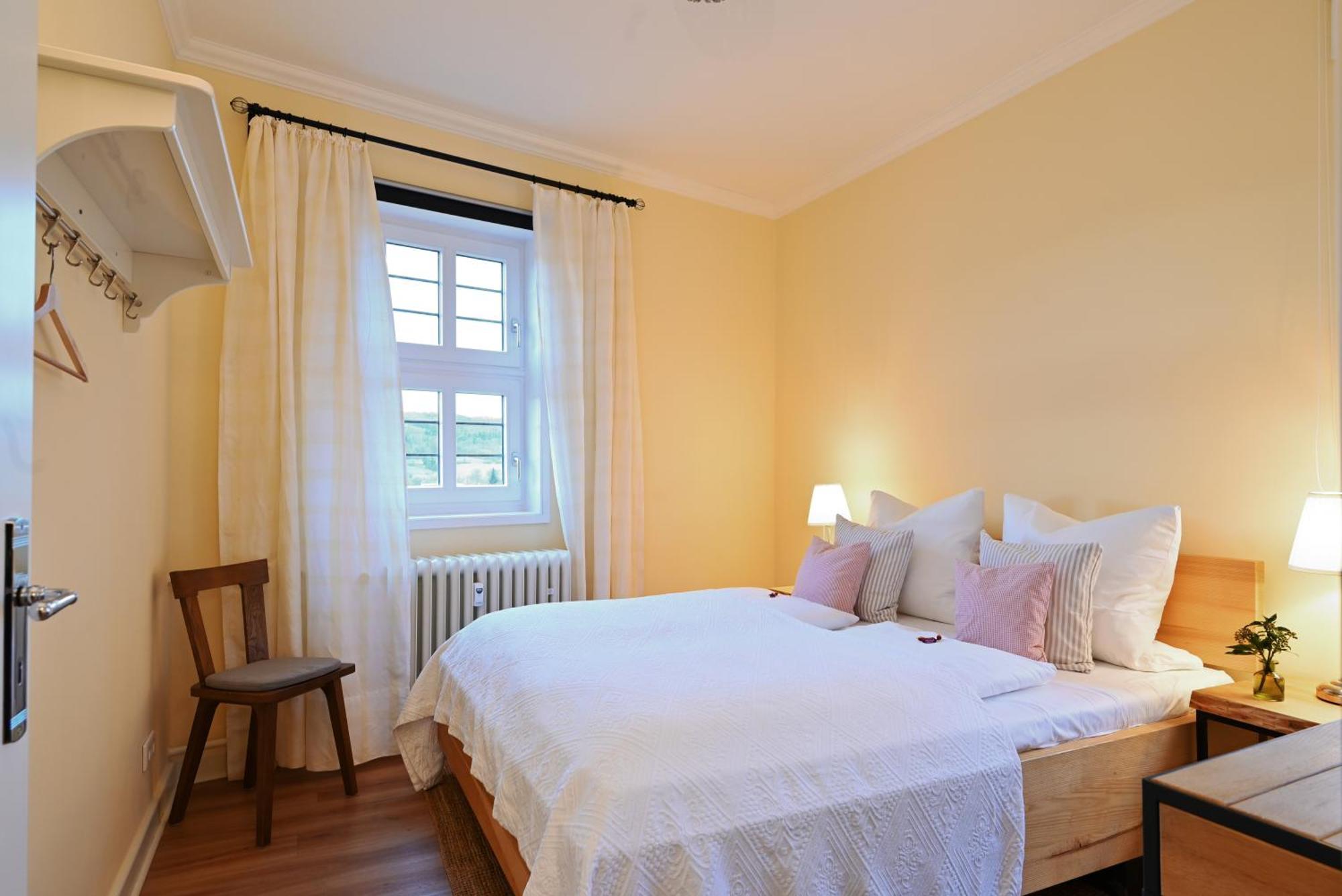 Graefin Amalia - Elegantes Apartment In Der Historischen Hinterburg In Schlitz, 2 Schlafzimmer, Mit Garten, Nahe Fulda Und Bad Hersfeld מראה חיצוני תמונה